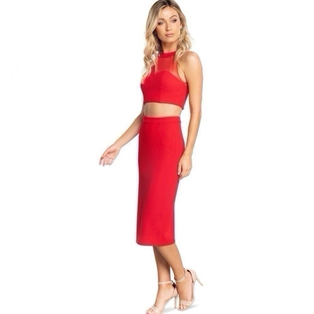 Dress The Population Women’s Elliana Two-Piece Faux Halter Set Rouge - Picture 2 of 13